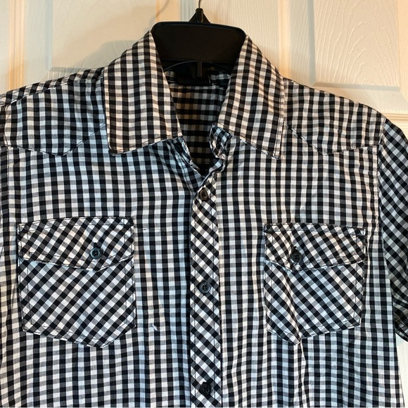 Burnside Mens S SMALL Button Down Shirt Plaid Checks Pockets Short Sleeve Adult - Picture 3 of 11